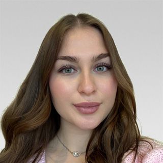 Laura Winkler