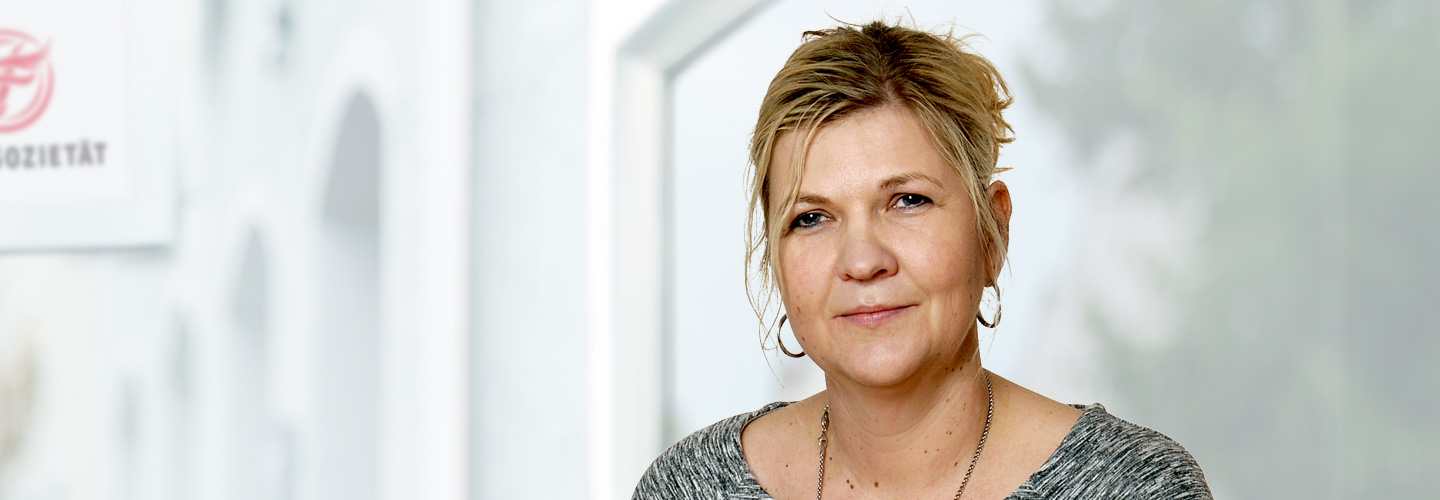 Angela Moors